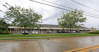 More details for 401-455 Upton Dr, Benton Harbor, MI - Office for Sale