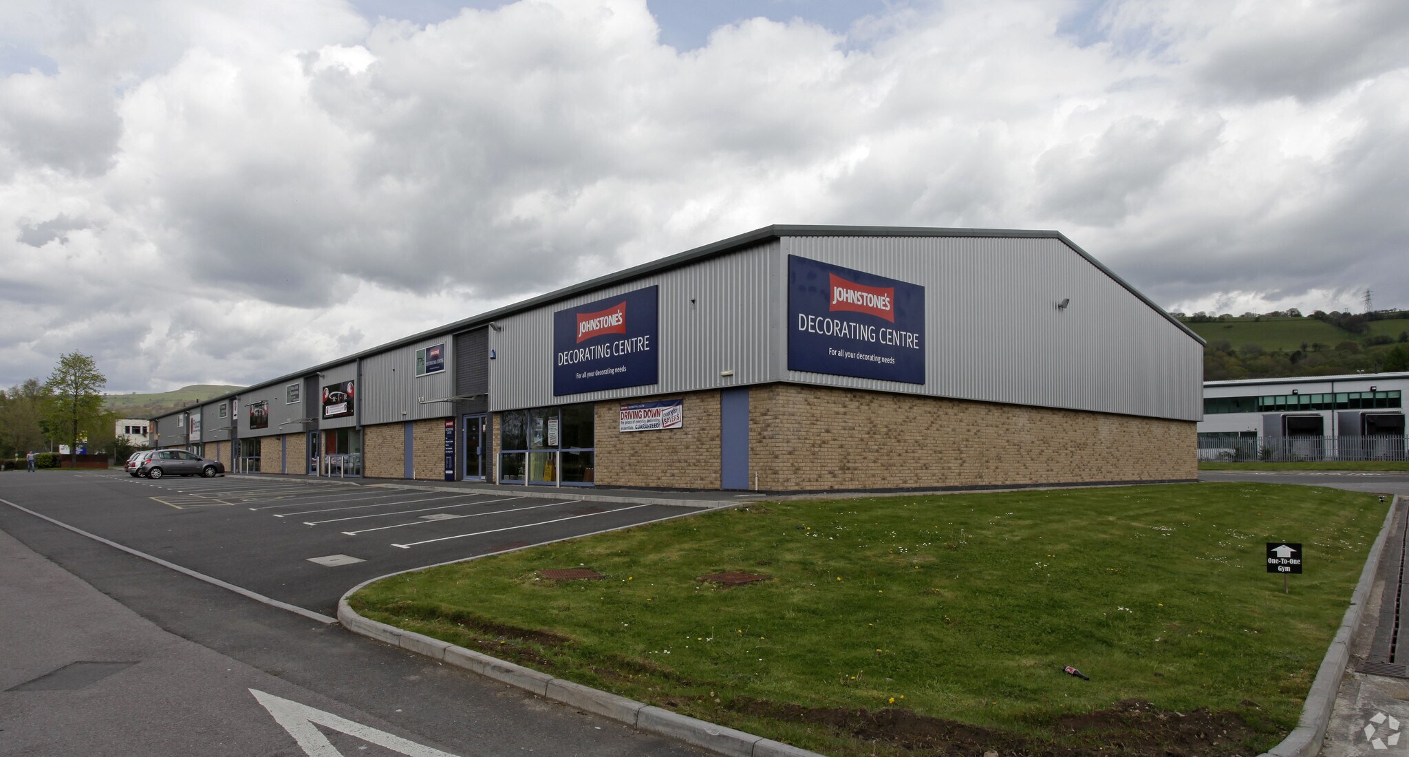 Main Ave, Pontypridd à louer Photo principale- Image 1 de 2