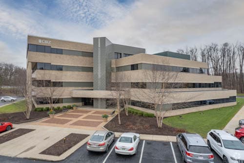 4040 Embassy Pky, Akron, OH for lease Primary Photo- Image 1 of 8