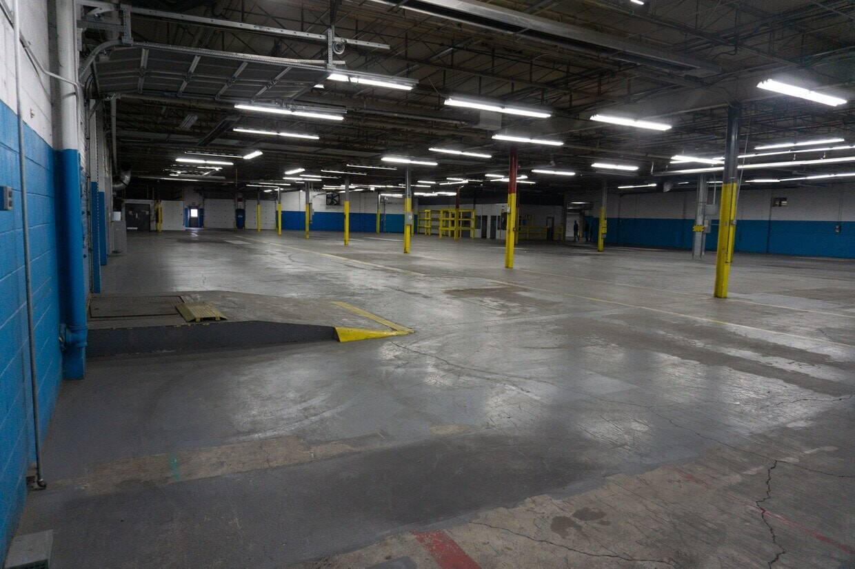 151 Midler Park Dr, Syracuse, NY for lease Building Photo- Image 1 of 1