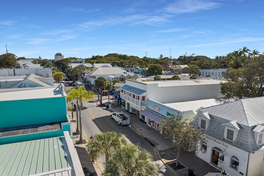 132 Duval St, Key West, FL à louer - Photo du bâtiment - Image 3 de 40