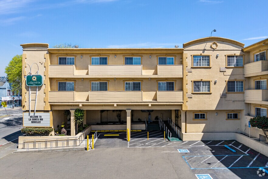 920 University Ave, Berkeley, CA à vendre - Photo du bâtiment - Image 1 de 1