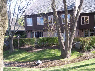 Plus de détails pour 215-245 Robert Parker Coffin Rd, Long Grove, IL - Commerce de détail à louer