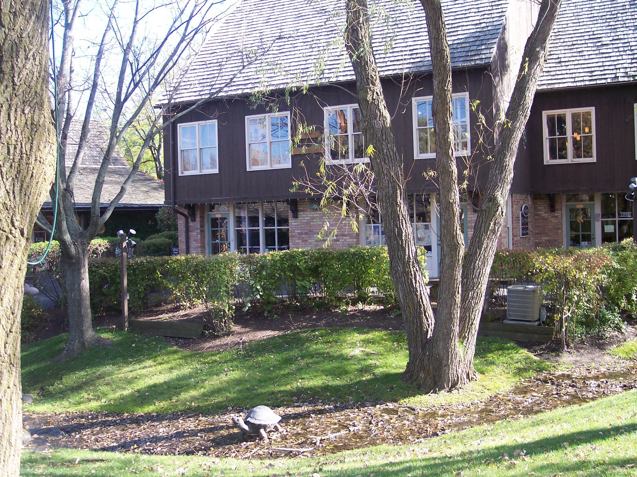 215-245 Robert Parker Coffin Rd, Long Grove, IL à louer Photo du bâtiment- Image 1 de 6