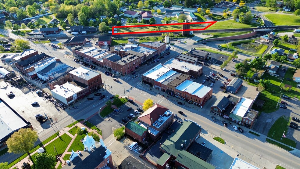 217 Kelly St, Wellington, OH à louer - Photo du bâtiment - Image 2 de 3