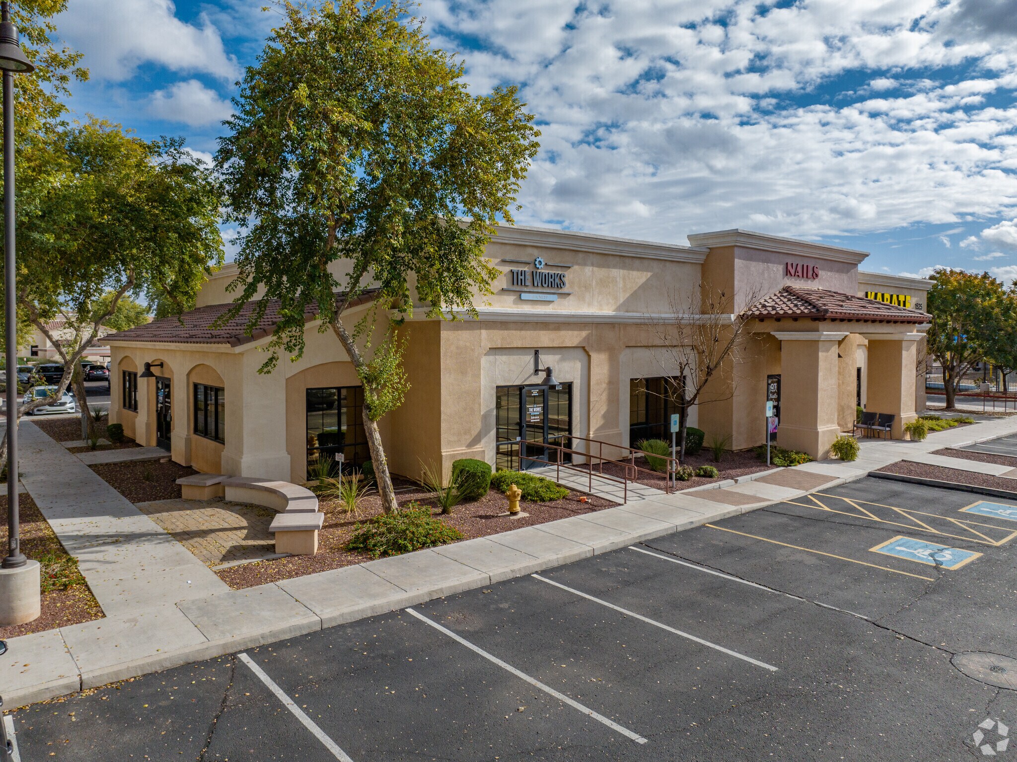 1525 S Higley Rd, Gilbert, AZ à vendre Photo principale- Image 1 de 1