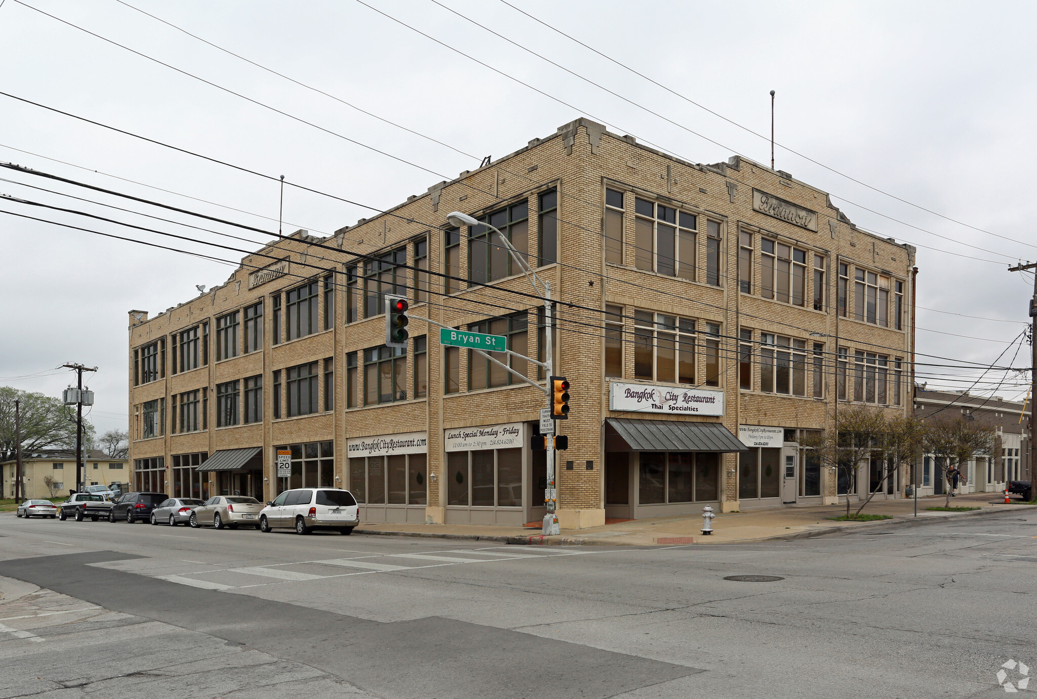 4301 Bryan St, Dallas, TX for lease Building Photo- Image 1 of 6