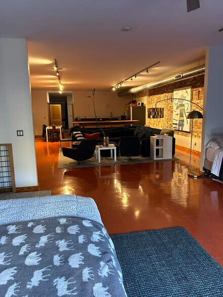 28 N Lexington Ave, Asheville, NC à vendre - Photo du bâtiment - Image 3 de 24