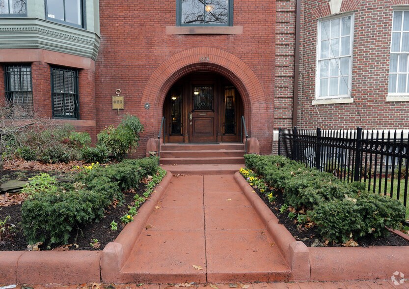 1604-1606 New Hampshire Ave NW, Washington, DC à louer - Photo du bâtiment - Image 3 de 8