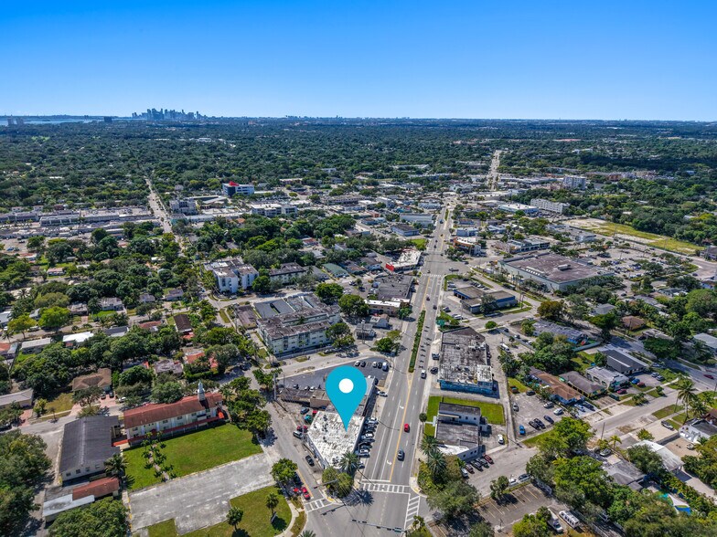 12985-12997 W Dixie Hwy, North Miami, FL à vendre - Aérien - Image 3 de 4