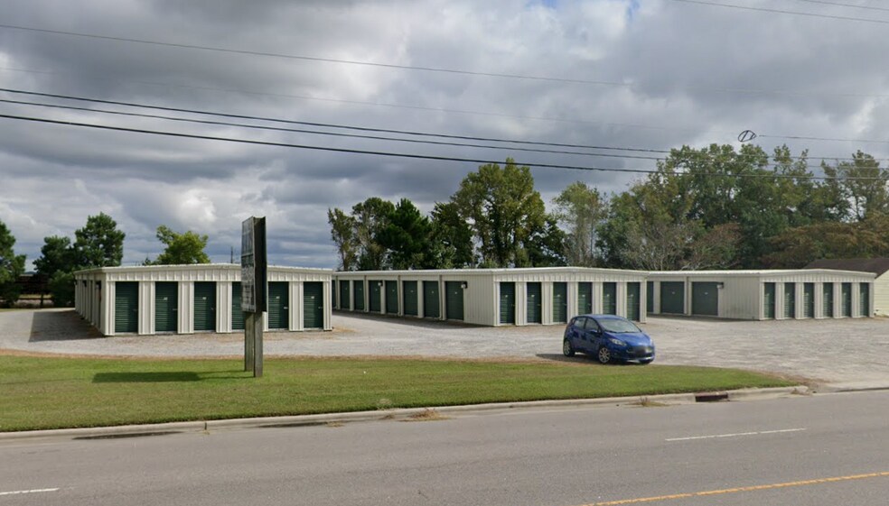 About That Space Storage Portfolio portefeuille de 2 propriétés à vendre sur LoopNet.ca - Photo du bâtiment - Image 3 de 8