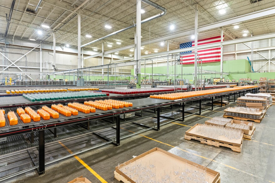 90 Spencer Dr, Wells, ME for lease - Building Photo - Image 3 of 12