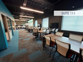 2100 S Oak St, Champaign, IL à louer Photo intérieure- Image 2 de 2