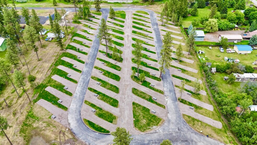 433 Ash Rd, Kalispell, MT à vendre - Photo du bâtiment - Image 2 de 38