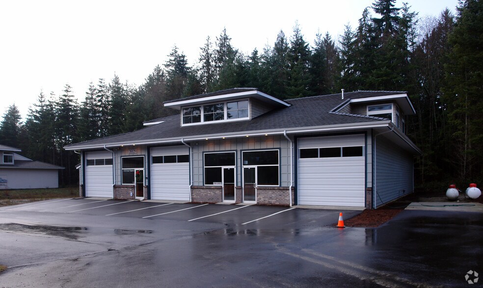 26129 Calvary Ln, Kingston, WA for sale - Primary Photo - Image 1 of 4