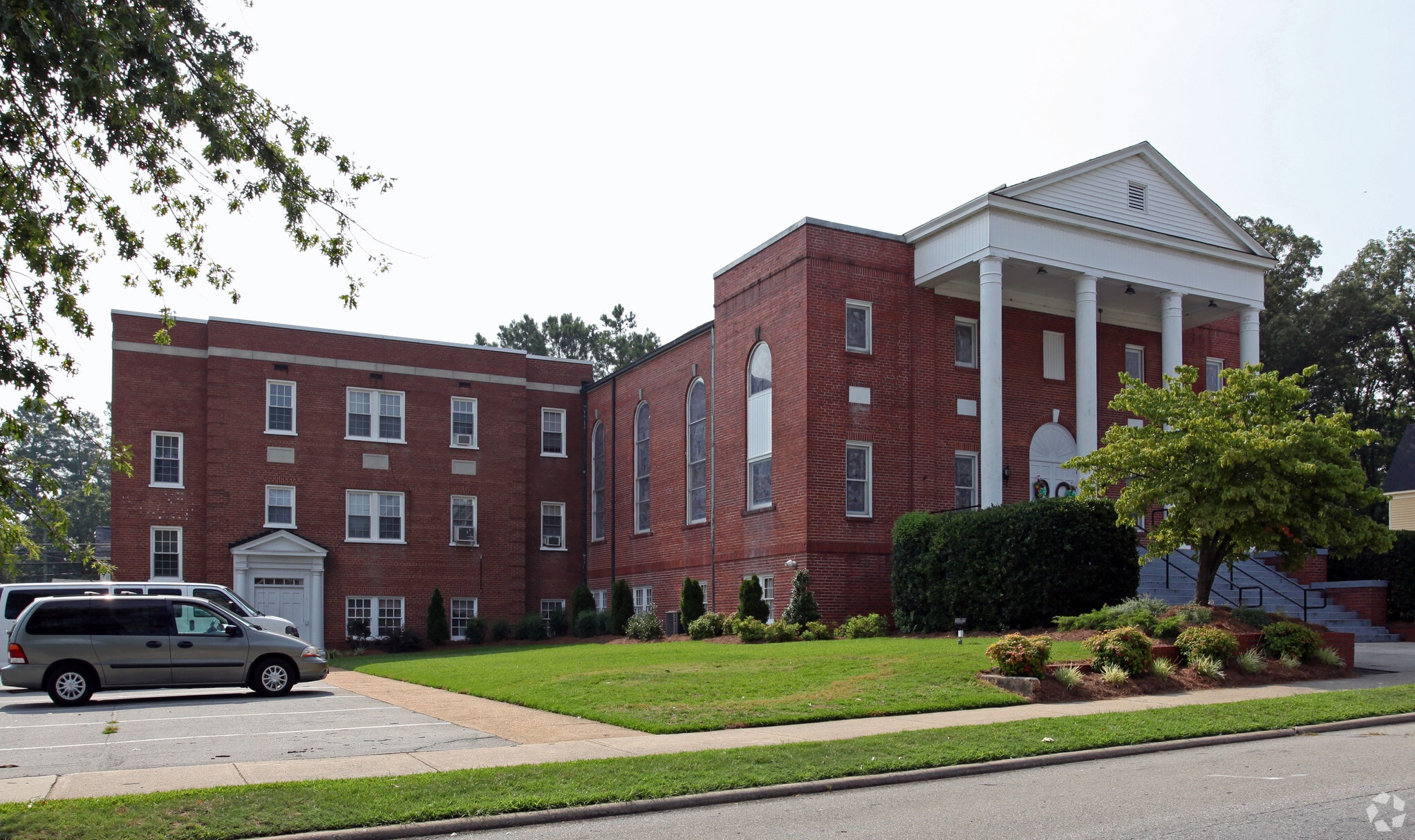 338 Roanoke Ave, Roanoke Rapids, NC for sale Primary Photo- Image 1 of 23