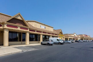 Plus de détails pour 190 E Cross Ave, Tulare, CA - Commerce de détail à louer