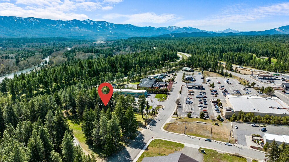 100 W Davis St, Cle Elum, WA à louer - Photo du bâtiment - Image 3 de 6