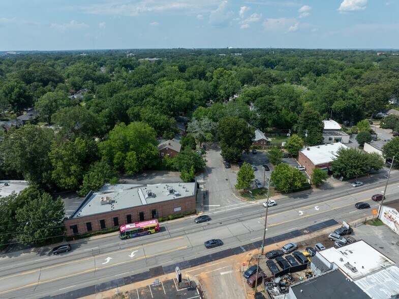 2719 Rosewood Dr, Columbia, SC à louer - Photo du bâtiment - Image 2 de 9