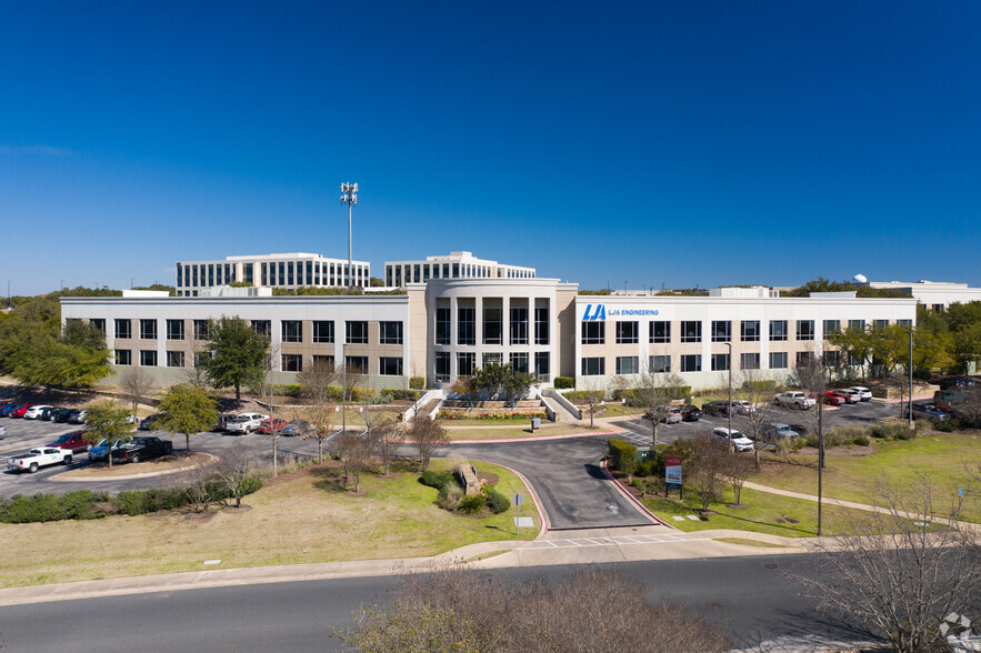 7500 Rialto Blvd, Austin, TX à louer - Photo du bâtiment - Image 1 de 6