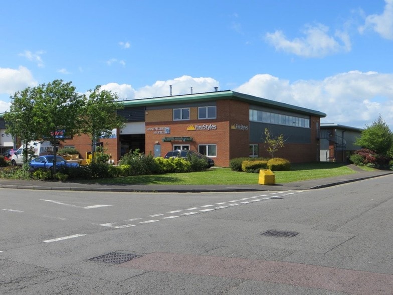 Commerce Rd, Gloucester for sale - Building Photo - Image 2 of 9