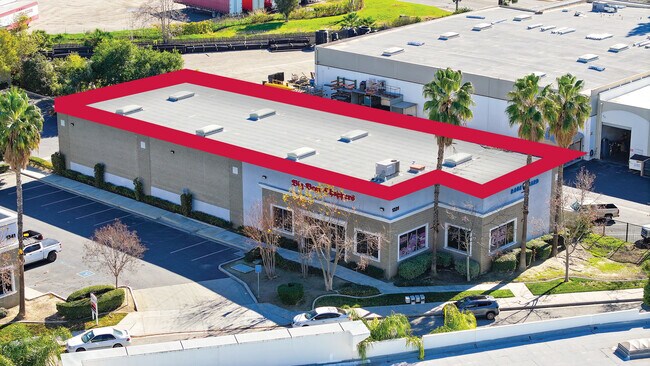 Plus de détails pour 1331 Riverview Dr, San Bernardino, CA - Industriel à louer