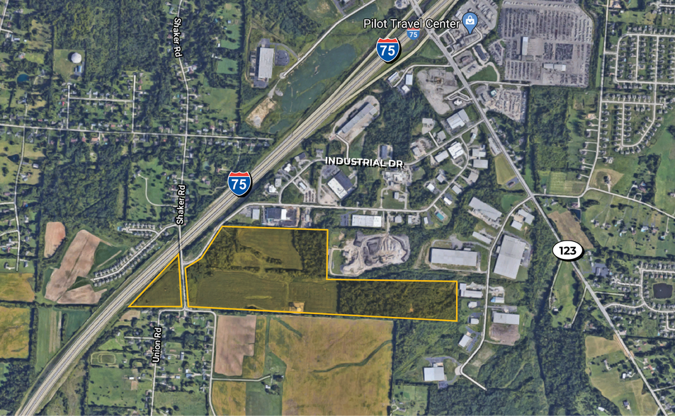 1 Industrial Dr, Franklin, OH for sale - Building Photo - Image 1 of 2