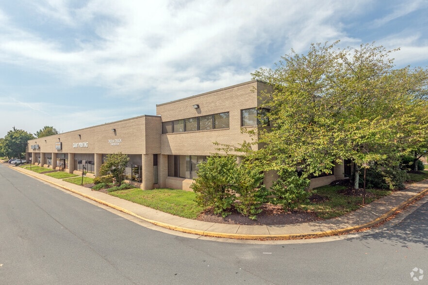 4116 Walney Rd, Chantilly, VA for lease - Building Photo - Image 3 of 6