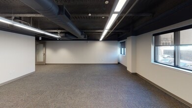 520 Hamilton St, Allentown, PA for lease Interior Photo- Image 1 of 10
