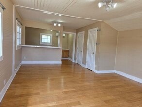 407 W Main St, Carlton, OR for lease Interior Photo- Image 2 of 9