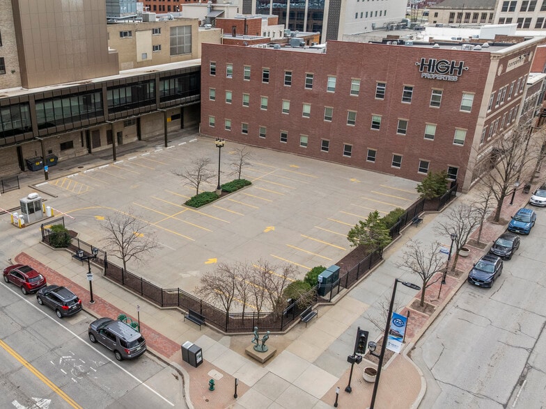 226 2nd St SE, Cedar Rapids, IA for sale - Building Photo - Image 3 of 16