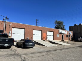 2105 W 10th Ave, Denver CO - Entrepôt