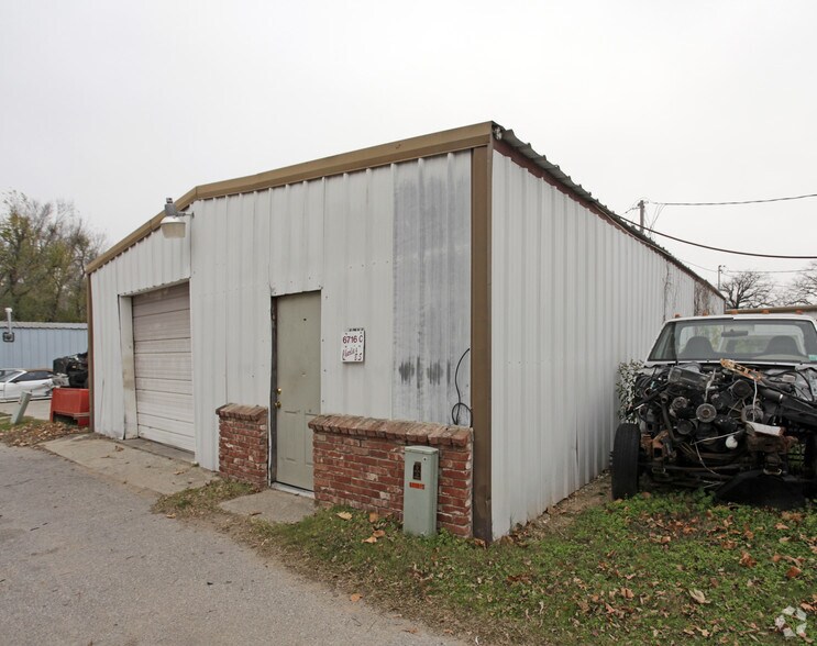6716 NW 10th St, Oklahoma City, OK for sale - Building Photo - Image 2 of 2