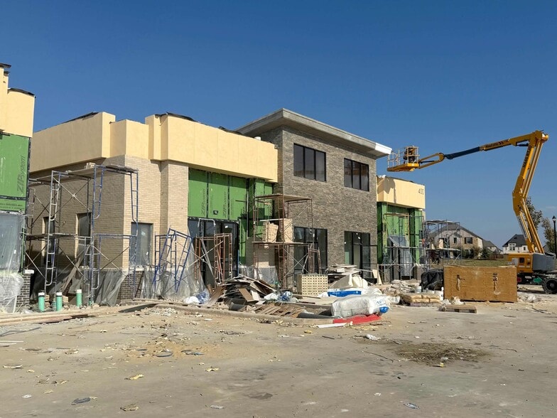 2135 Oak Grove Pkwy, Little Elm, TX for lease - Construction Photo - Image 3 of 7