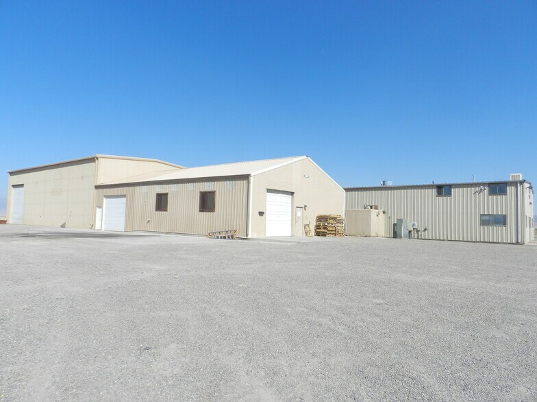 320 Industrial Ave, Olathe, CO à vendre - Photo du bâtiment - Image 2 de 25