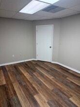 5304 S Florida Ave, Lakeland, FL à louer Photo intérieure- Image 2 de 2