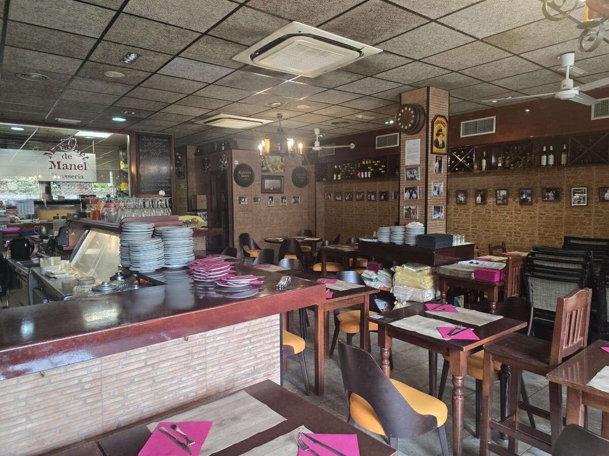 Castellar del Vallès, BAR 08211 - Unit - - - Interior Photo - Image 2 of 11