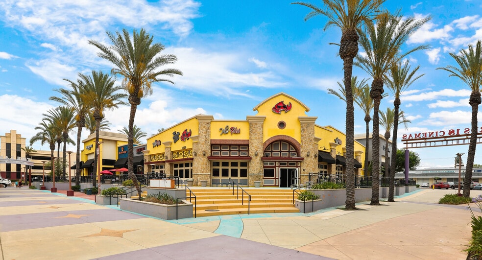 265 Glendora Ave, West Covina, CA for lease - Building Photo - Image 2 of 27