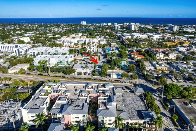 More details for 126 NE 4th Ave, Delray Beach, FL - Multifamily for Sale
