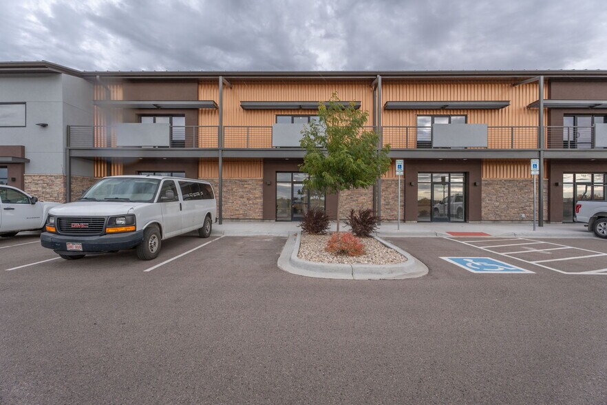 2246 Zurich Dr, Fort Collins, CO for lease - Building Photo - Image 3 of 31