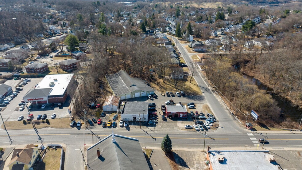 510 Meriden Rd, Waterbury, CT for sale - Aerial - Image 2 of 12