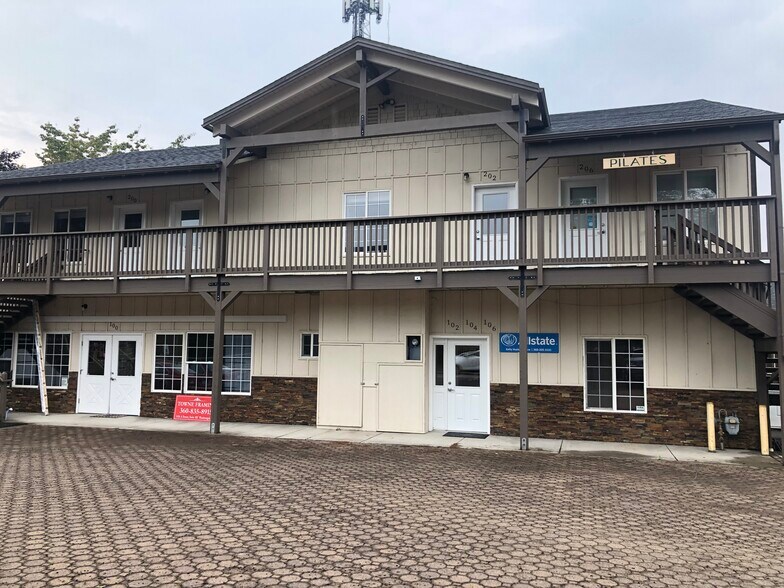 1436 A St, Washougal, WA à vendre - Photo du bâtiment - Image 1 de 1