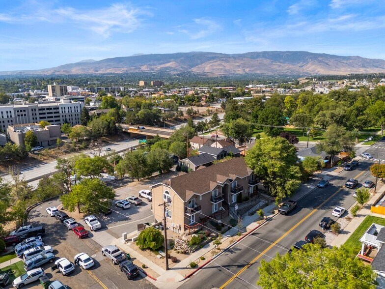400 University Ter, Reno, NV à vendre - Photo du bâtiment - Image 3 de 5