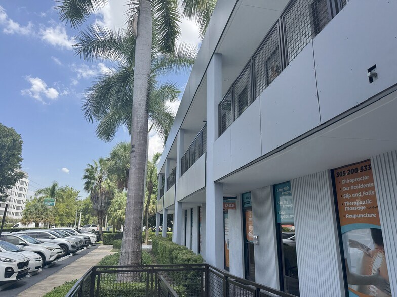 3901 NW 79th Ave, Doral, FL à louer - Photo du bâtiment - Image 2 de 9