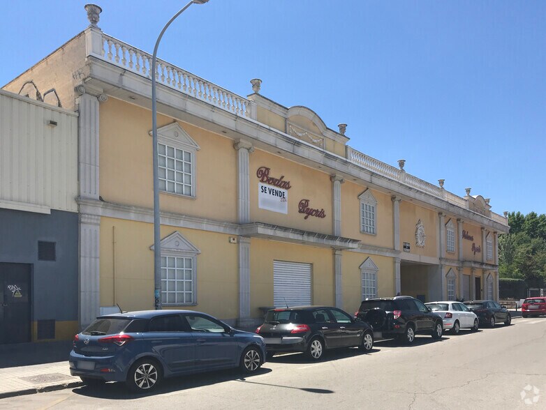 Commerce de détail dans Móstoles, Madrid à vendre - Photo principale - Image 1 de 2