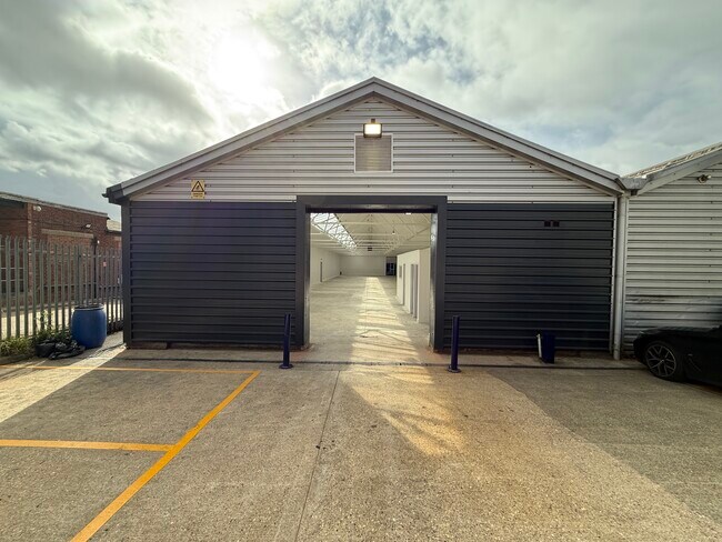 More details for Porters Wood, St Albans - Industrial for Lease