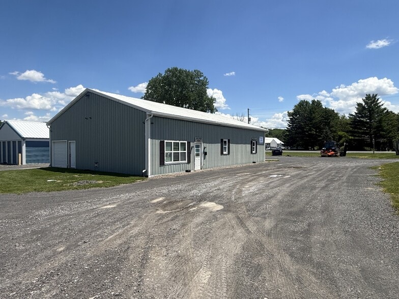 4978 NY-90, Cayuga, NY à louer - Photo du bâtiment - Image 3 de 10