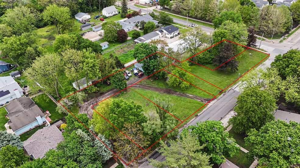 2404 W John St, Champaign, IL for sale - Aerial - Image 3 of 24