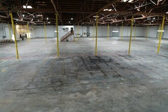 1244 Front St NE, Salem, OR for lease Interior Photo- Image 1 of 6