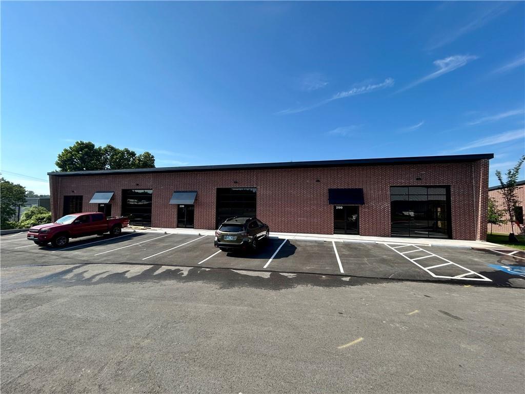 2199 Main Dr, Fayetteville, AR for lease Building Photo- Image 1 of 8